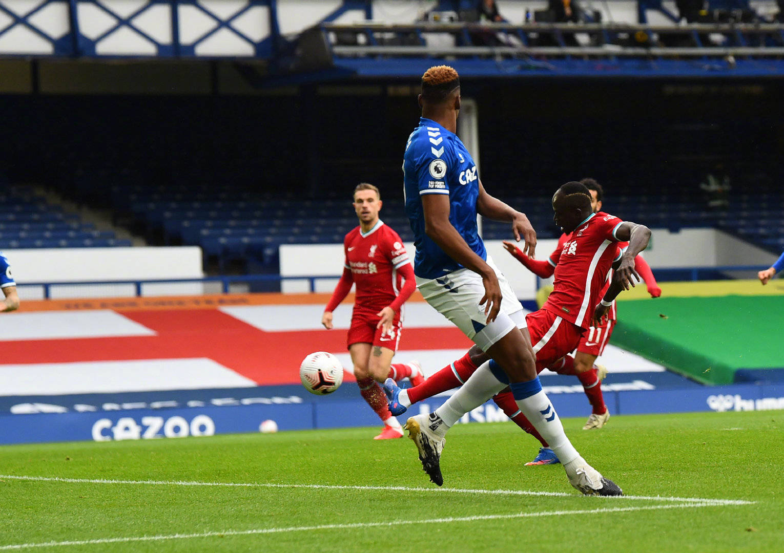 球员们的高 球员们的高